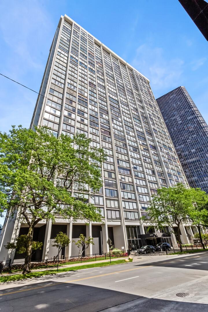 5445 N Sheridan Rd. #3501, Chicago, IL 60640