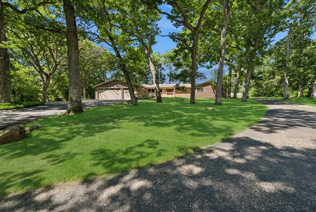 3605 Oak Ridge Rd., Crystal Lake, IL 60012