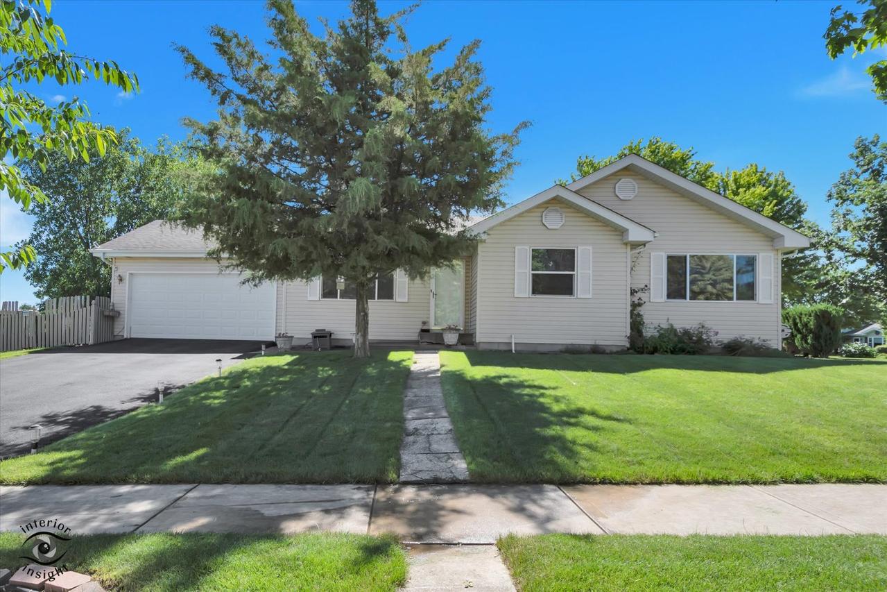 930 Meadowbrook Rd., Elwood, IL 60421