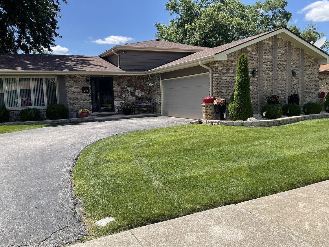 246 S Ingleside Ave., Glenwood, IL 60425