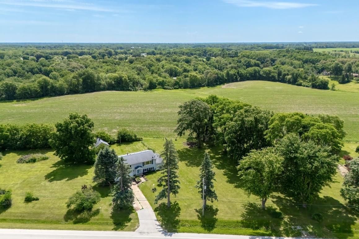 10121 Ridgewood Rd., Milan, IL 61264