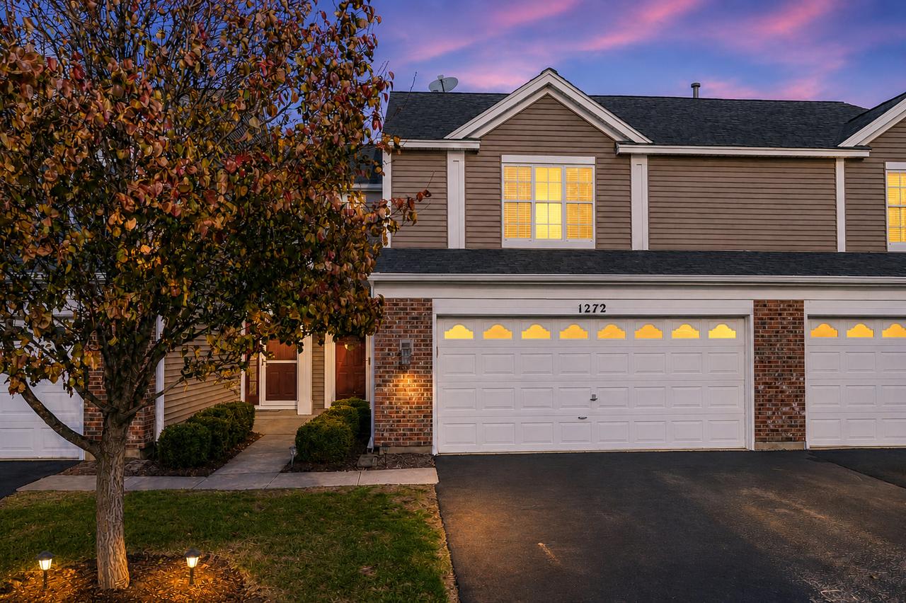 1272 Silk Oak Ln., Bartlett, IL 60103