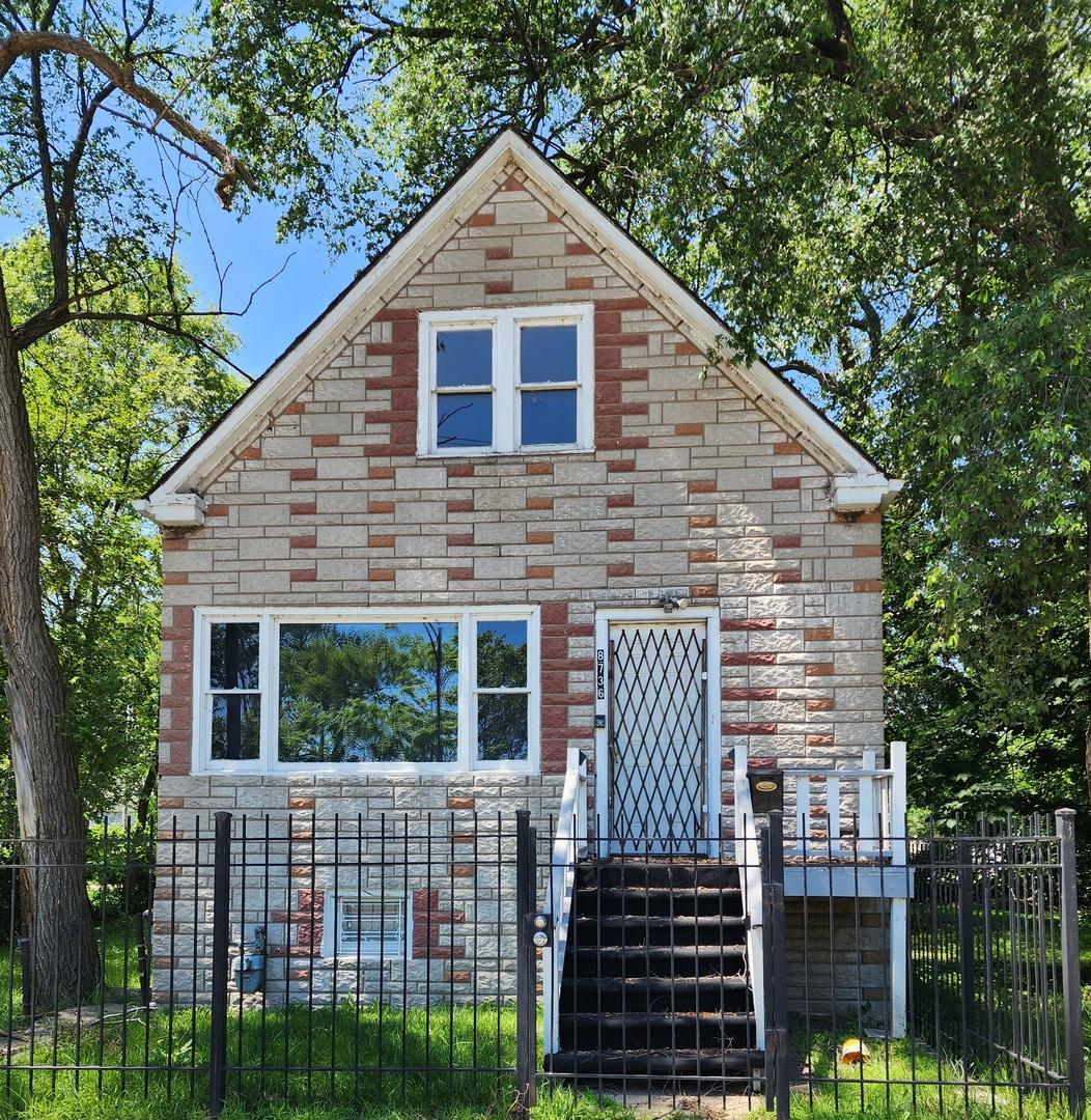 8736 S Mackinaw Ave., Chicago, IL 60617