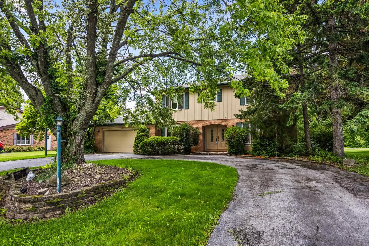 24656 S Willow Brook Tr., Crete, IL 60417