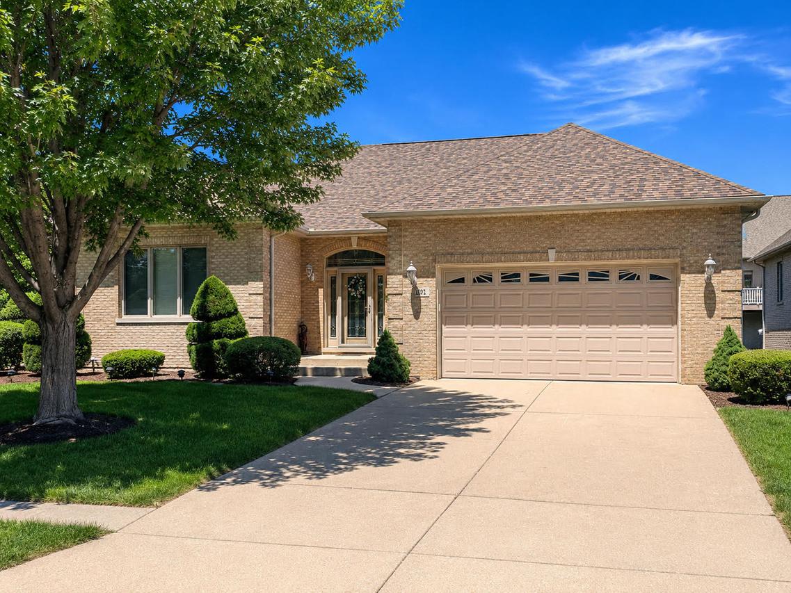 101 Rose Dr., Bloomingdale, IL 60108