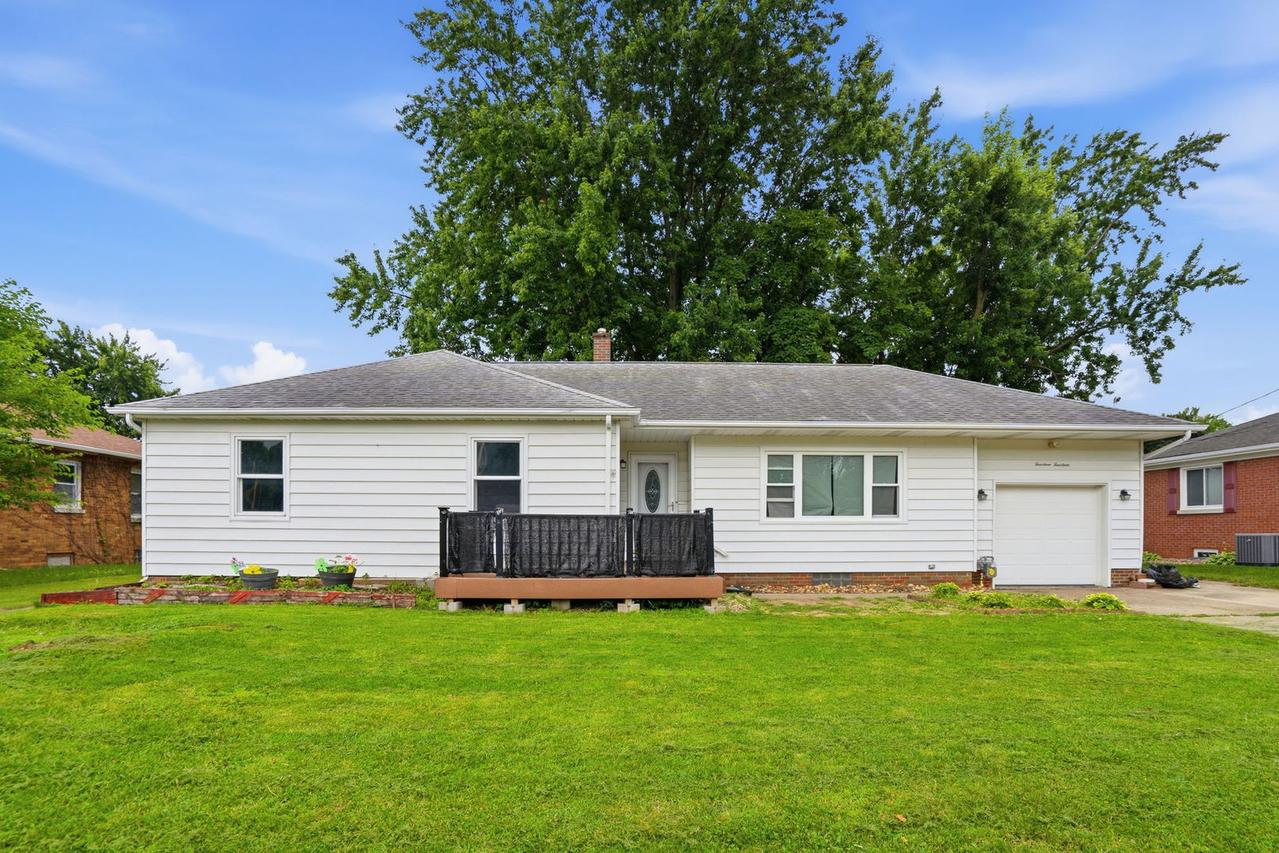 1414 23rd Ave., East Moline, IL 61244