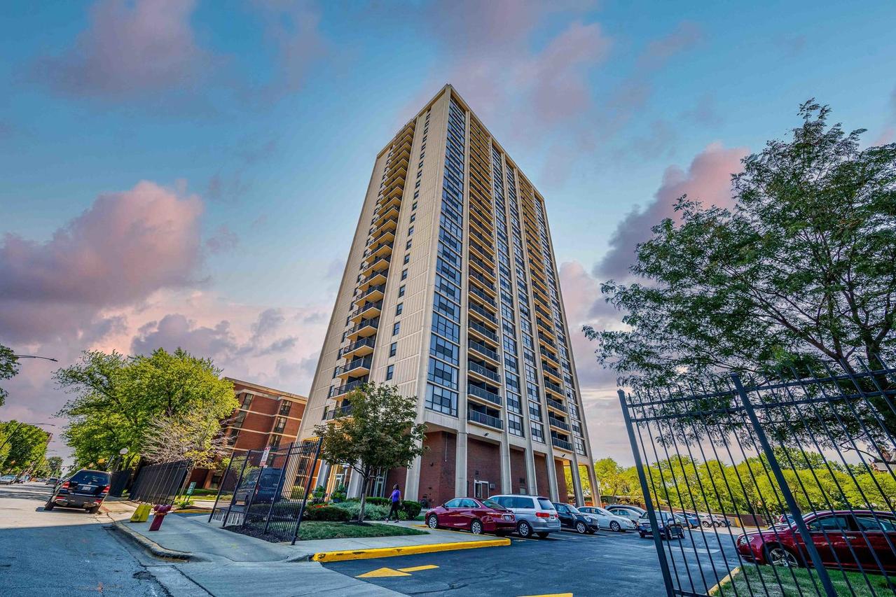 3001 S Michigan Ave. #2202, Chicago, IL 60616