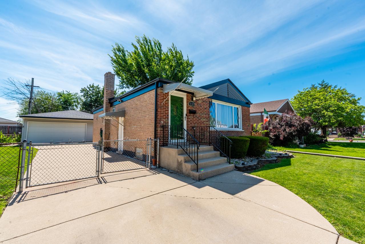 8108 S Kildare Ave., Chicago, IL 60652