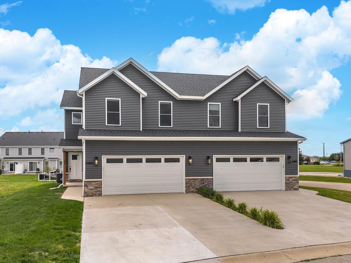 401 Jenny Ln. #B, Heyworth, IL 61745
