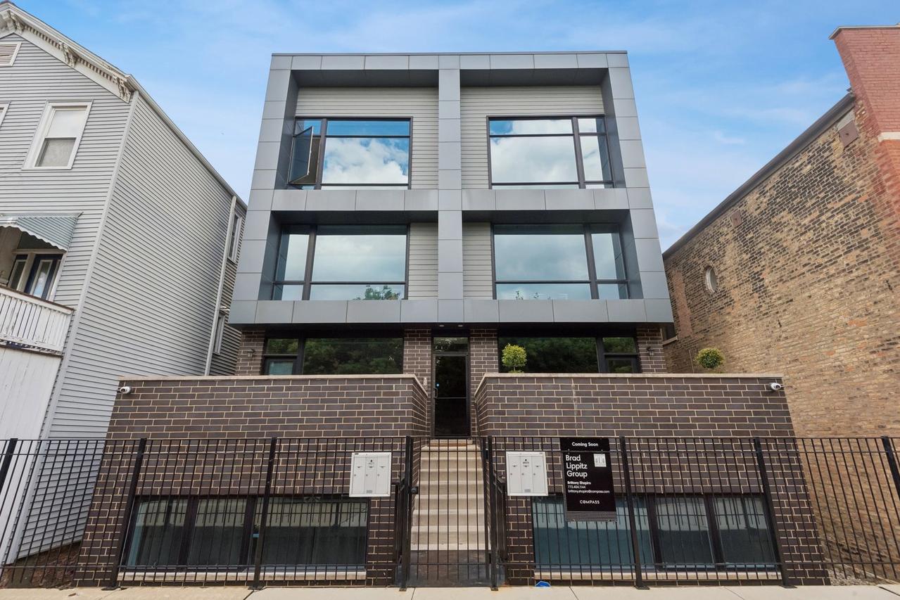 854 N May St. #3N, Chicago, IL 60642