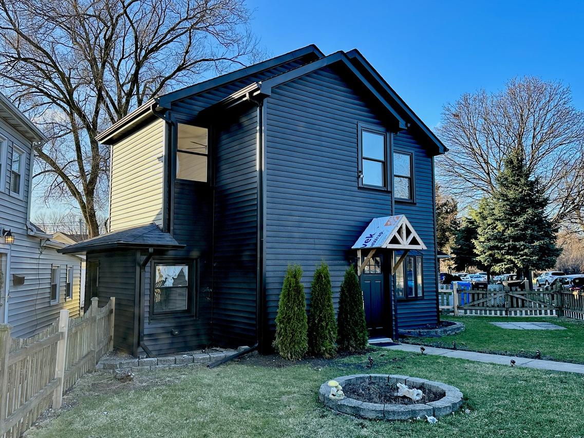 8325 W Forest Preserve Ave., Chicago, IL 60634