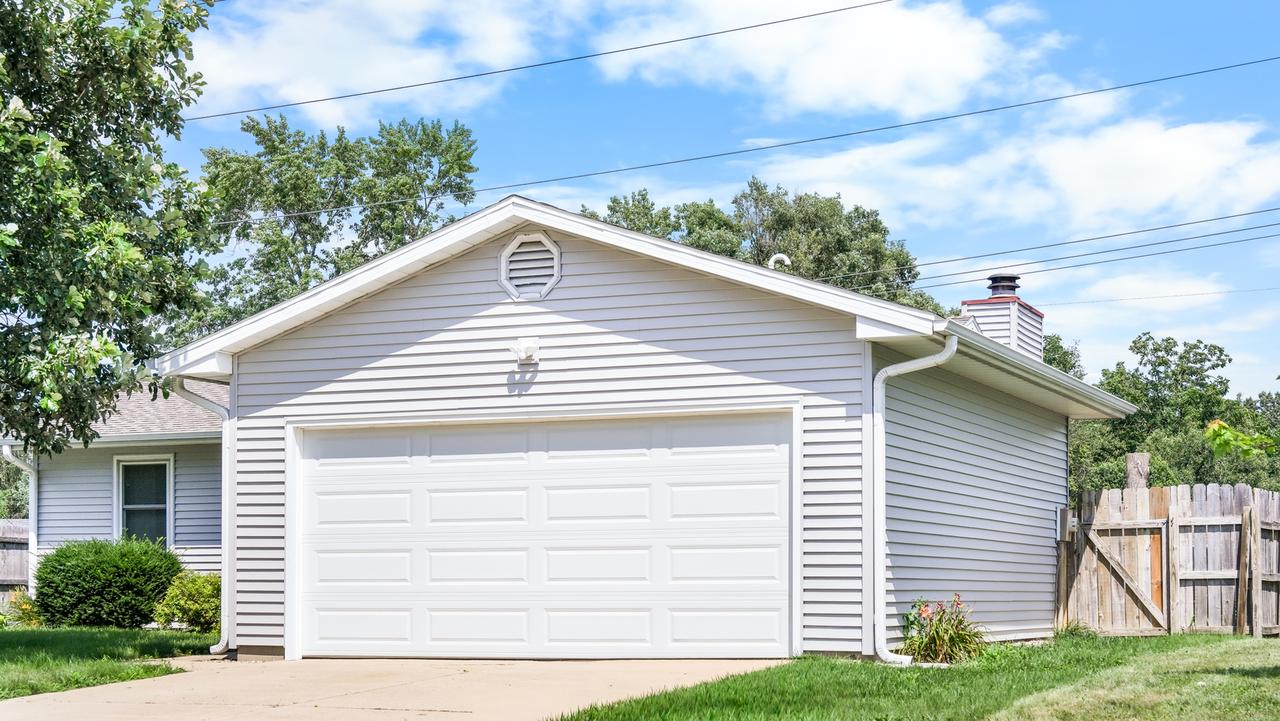 2318 Osage Dr., Champaign, IL 61821