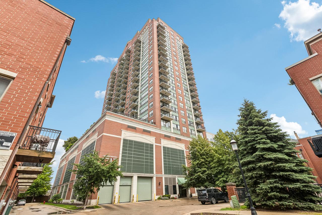 1717 S Prairie Ave. #2206, Chicago, IL 60616