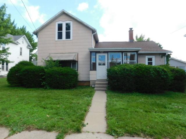 302 E Park St., Morrison, IL 61270