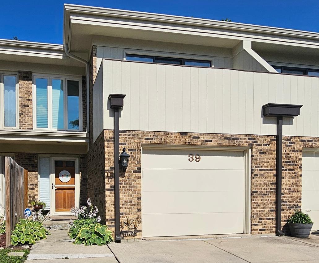 39 Sorrento Dr., Palos Heights, IL 60463