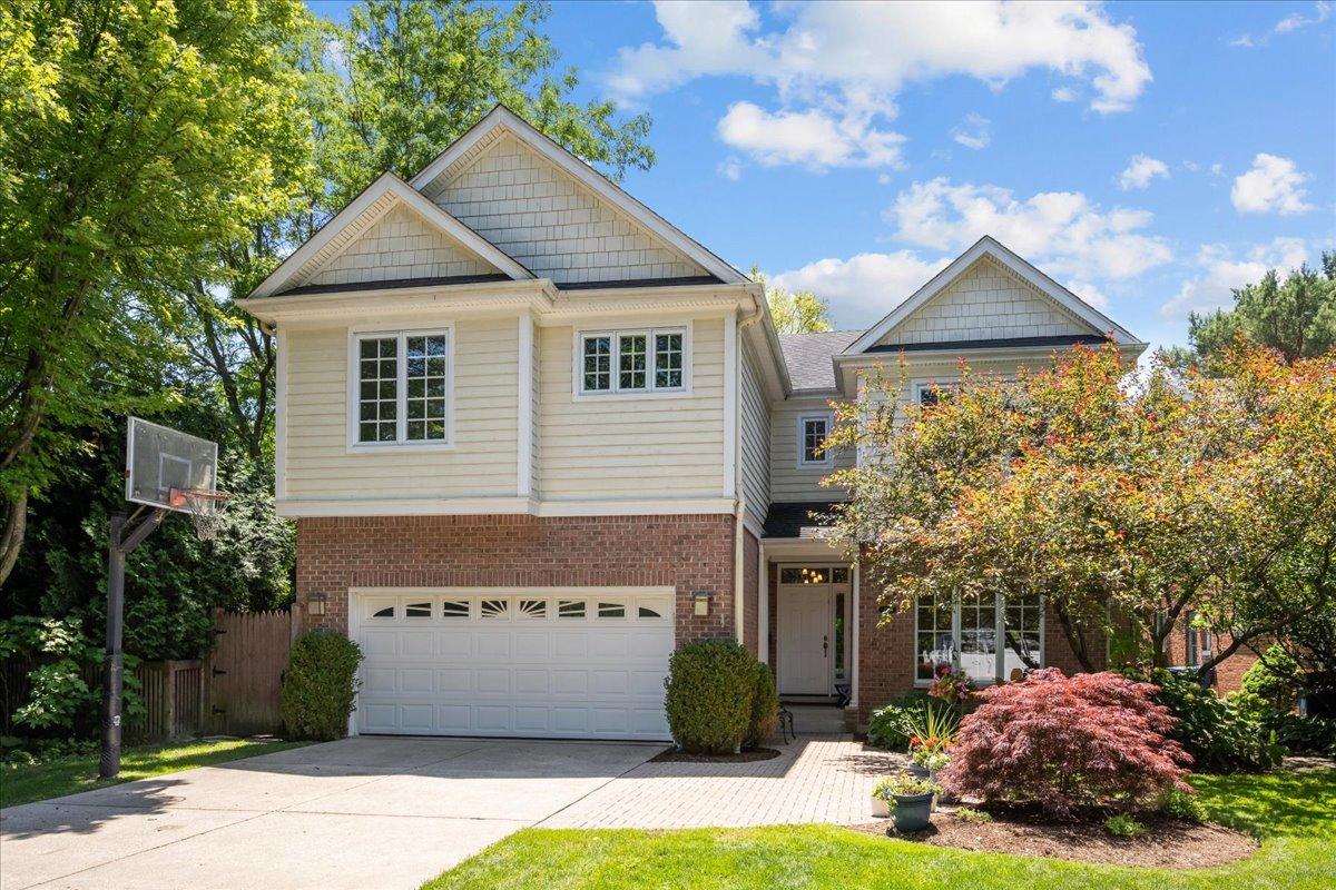 2211 Schiller Ave., Wilmette, IL 60091