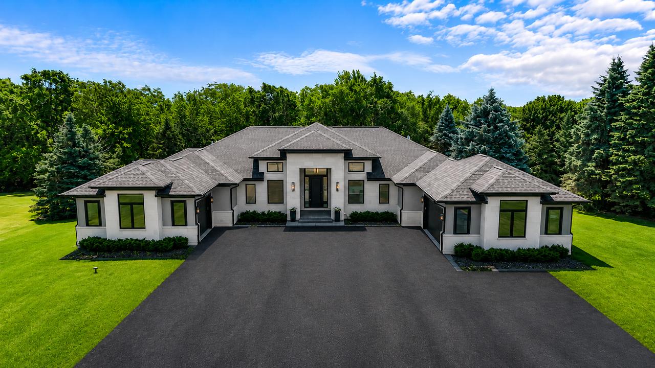 39W195 Fabyan Pkwy., Geneva, IL 60134