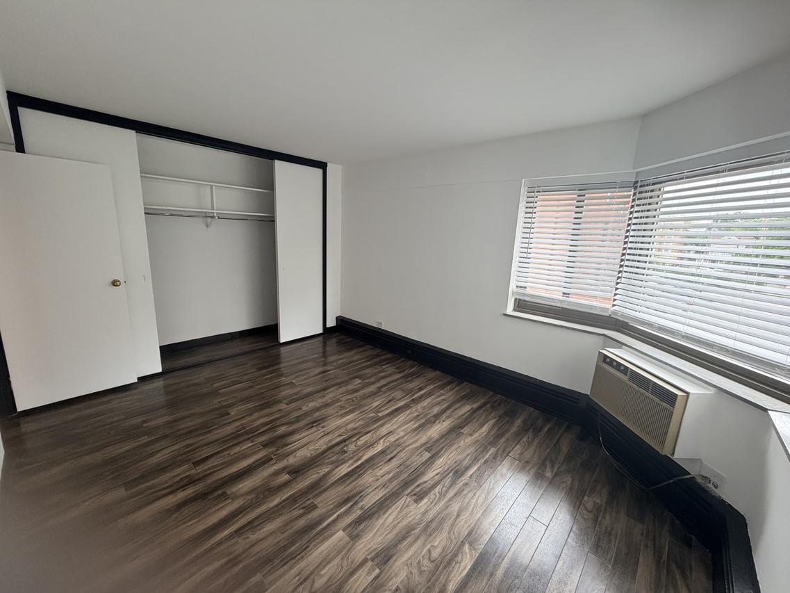7337 S South Shore Dr. #326, Chicago, IL 60649