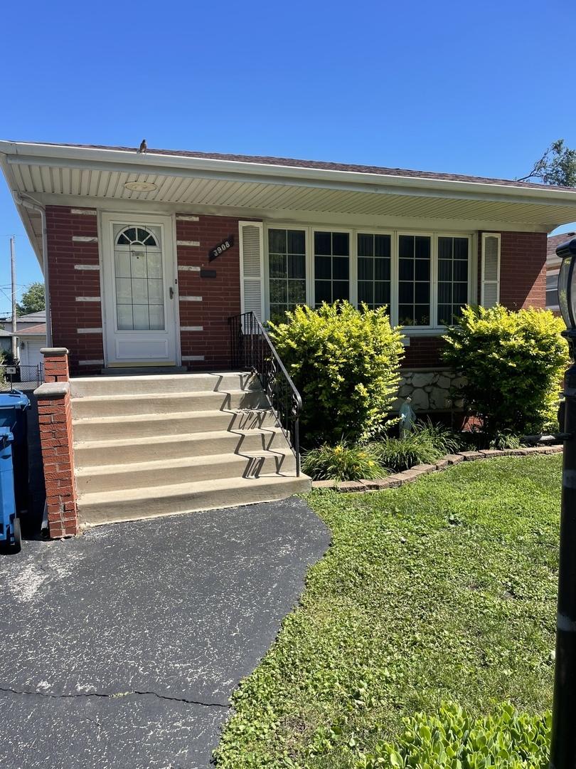 3908 W 117th St., Alsip, IL 60803