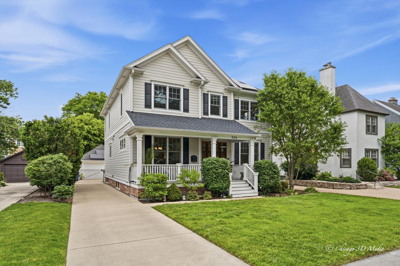 306 17th St., Wilmette, IL 60091