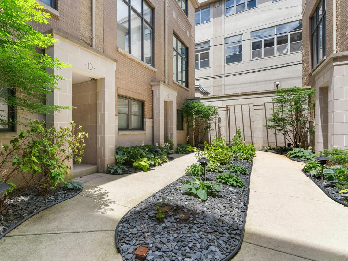 2740 N Wayne Ave. #F, Chicago, IL 60614