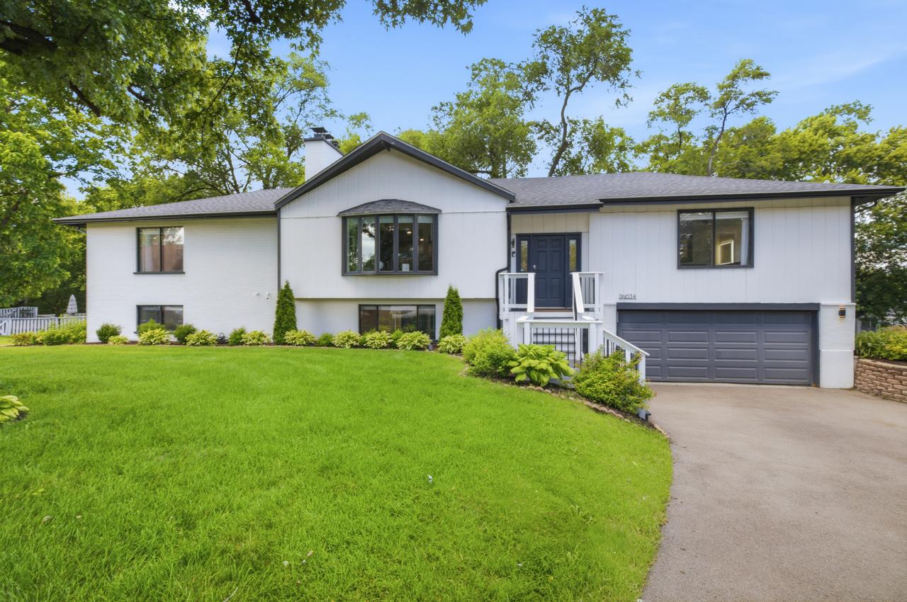 3N034 Ridgeview St., West Chicago, IL 60185