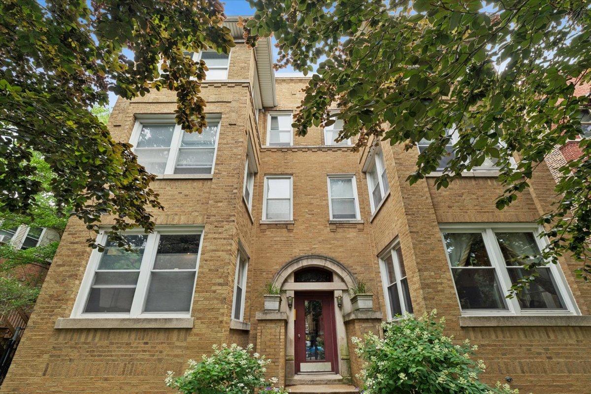 4417 N Malden St. #1S, Chicago, IL 60640