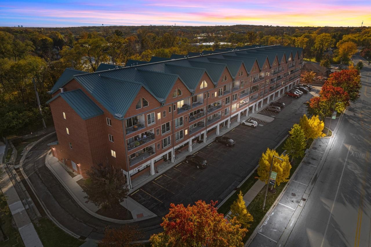 [Address Hidden by Seller], Lisle, IL 60532