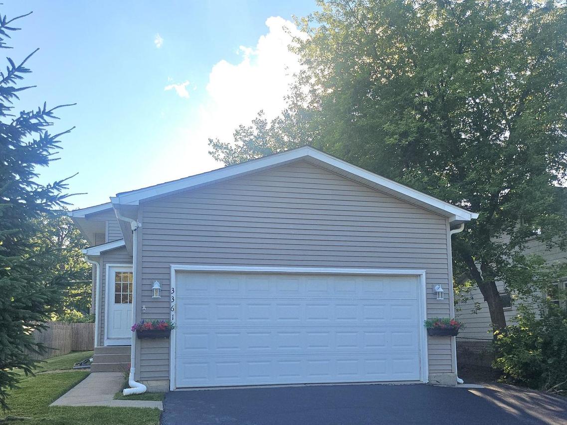 33616 N Evergreen Dr., Grayslake, IL 60030