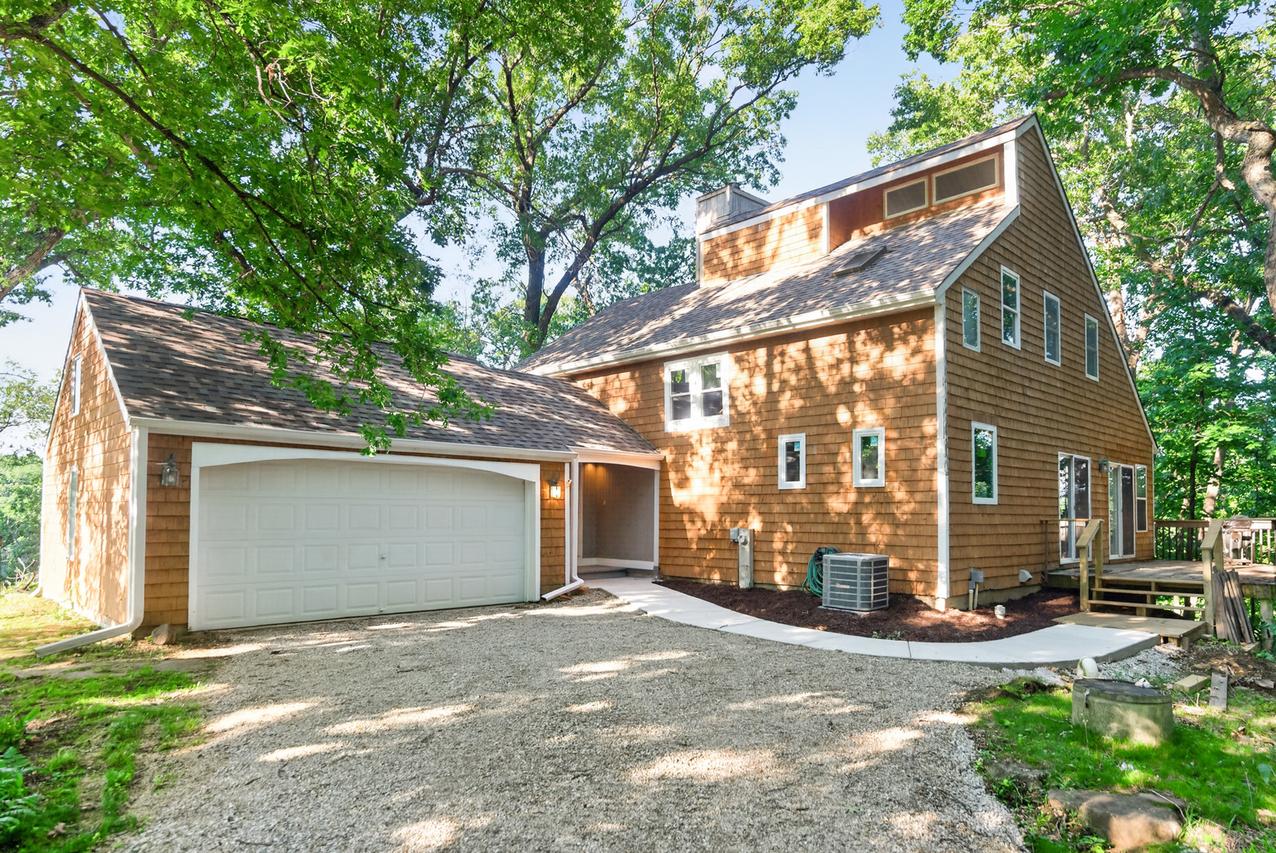 704 N Kaskaskia Dr., Dixon, IL 61021
