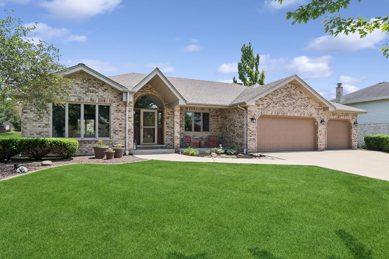 22127 Clary Sage Dr., Frankfort, IL 60423