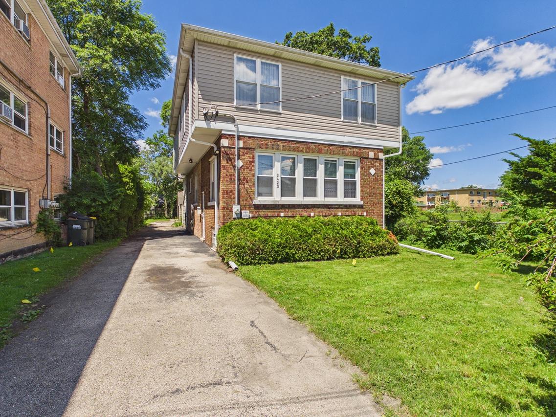 2420 N Thatcher Ave., River Grove, IL 60171