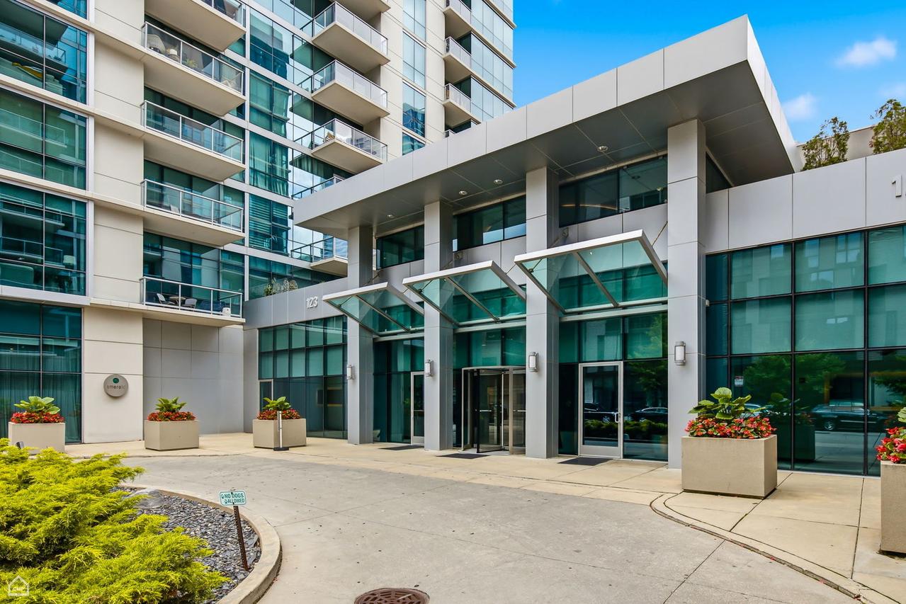 123 S Green St. #704B, Chicago, IL 60607