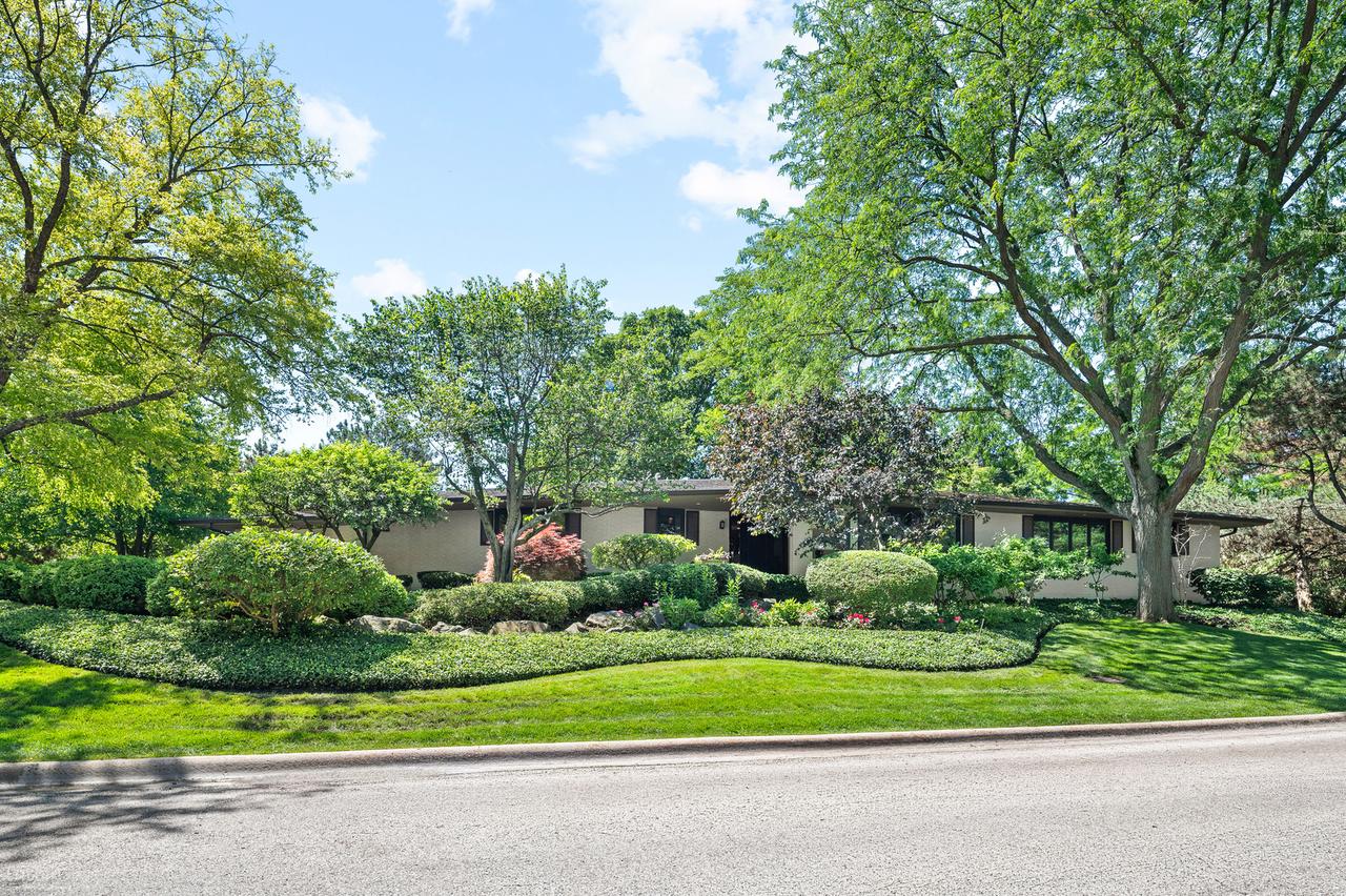 620 Orchard Ln., Glencoe, IL 60022