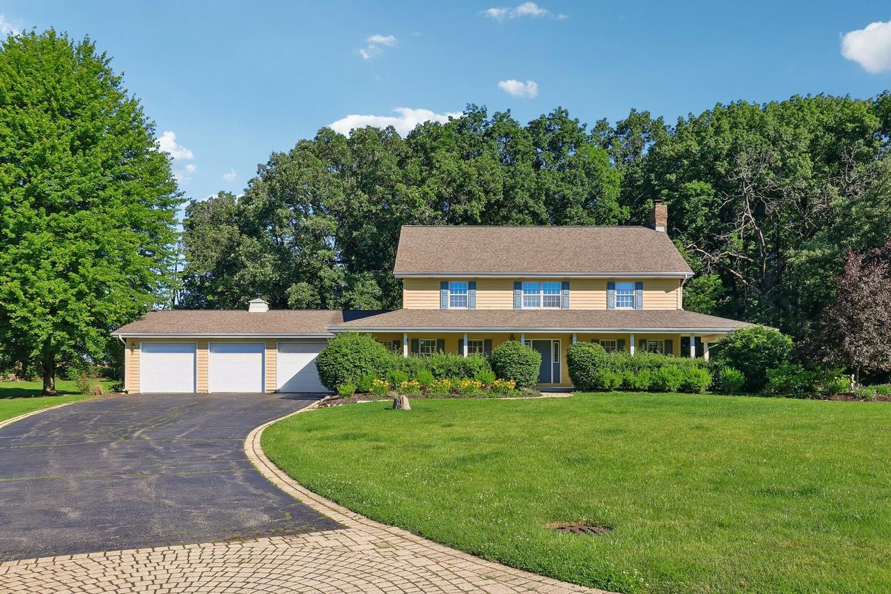 41924 N Tammi Ter., Antioch, IL 60002