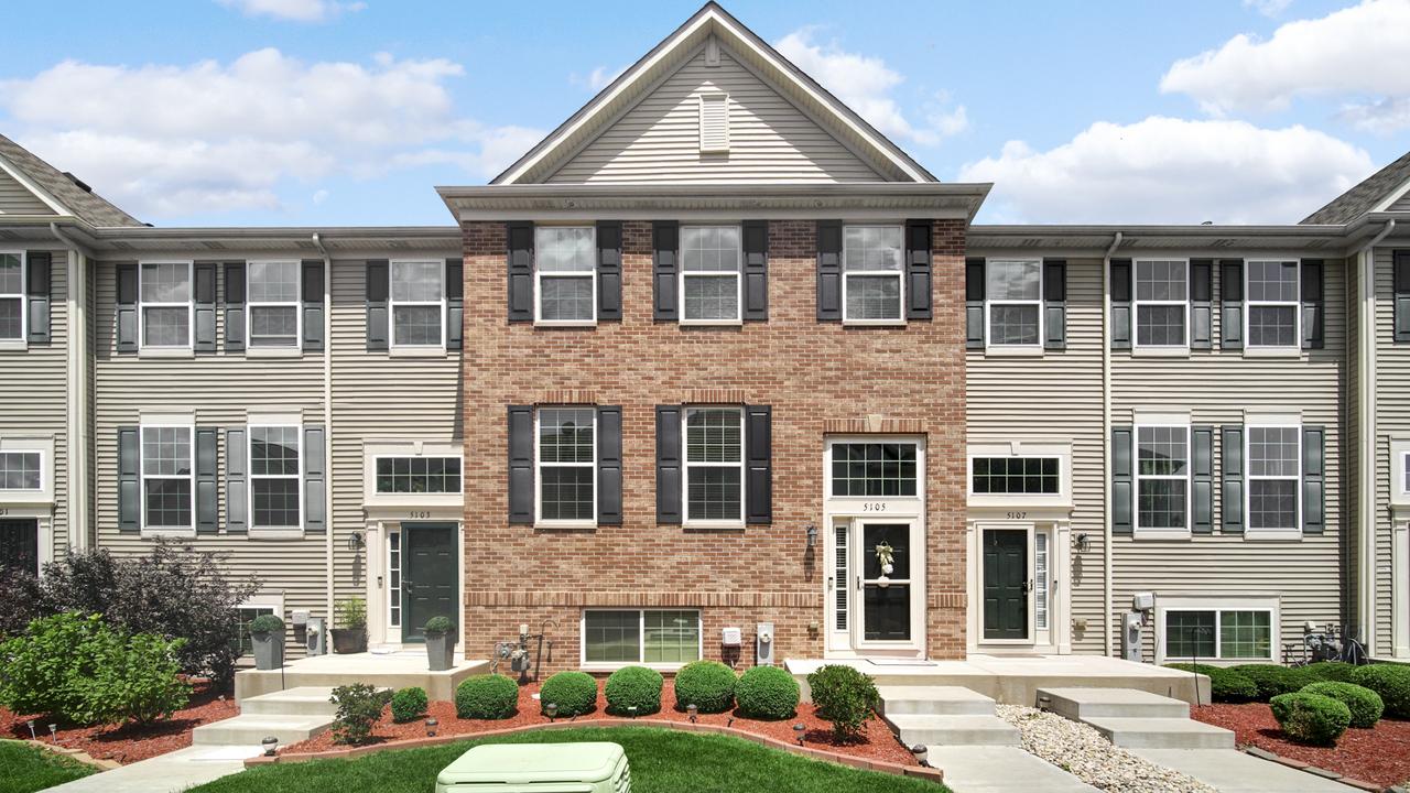 5105 Monroe St., Matteson, IL 60443