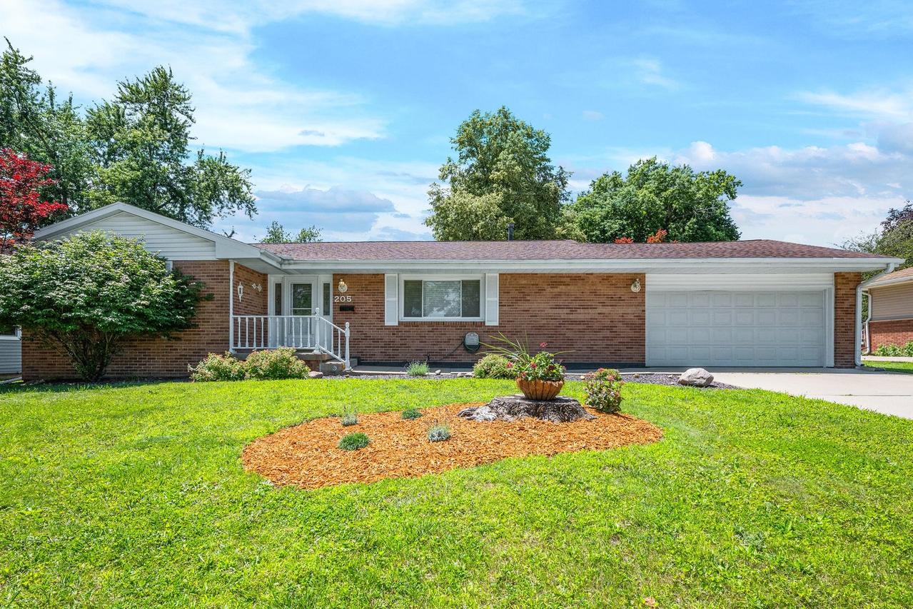 205 S Cottage Ave., Normal, IL 61761