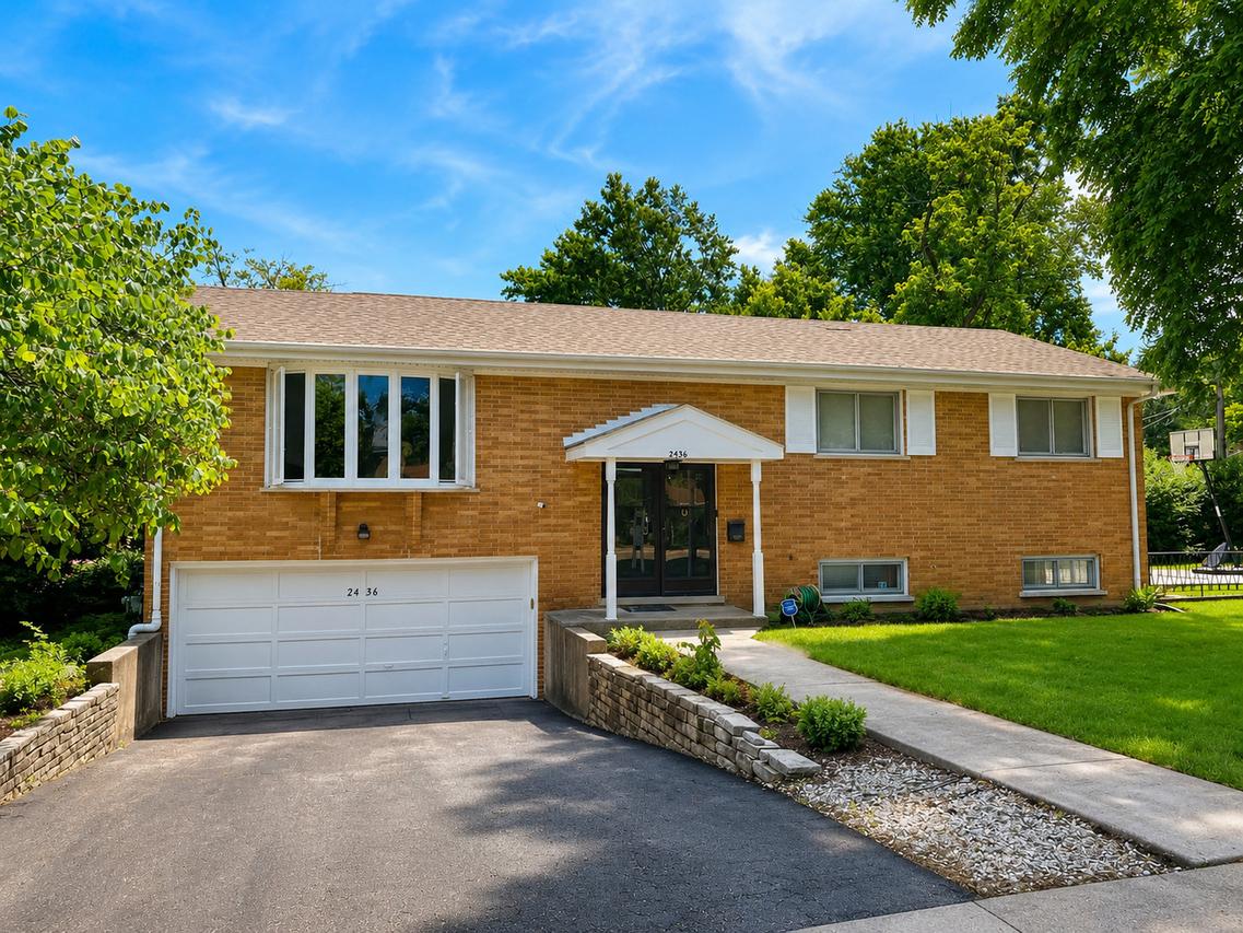 2436 Pick Dr., Glenview, IL 60025