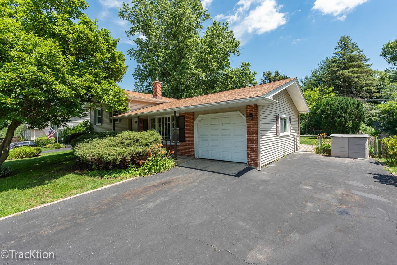 0N273 Peter Rd., Winfield, IL 60190