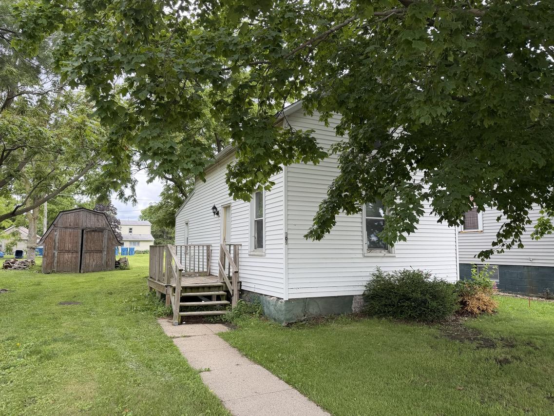 309 N Main St., Grant Park, IL 60940