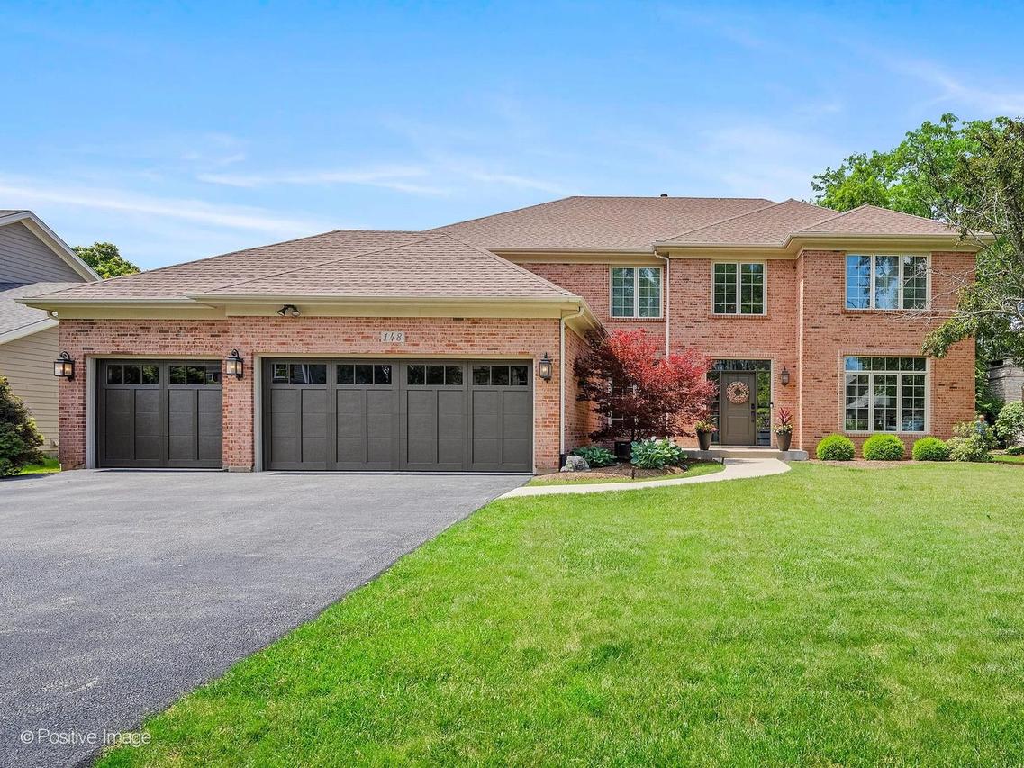 148 Hawkins Cir., Wheaton, IL 60189