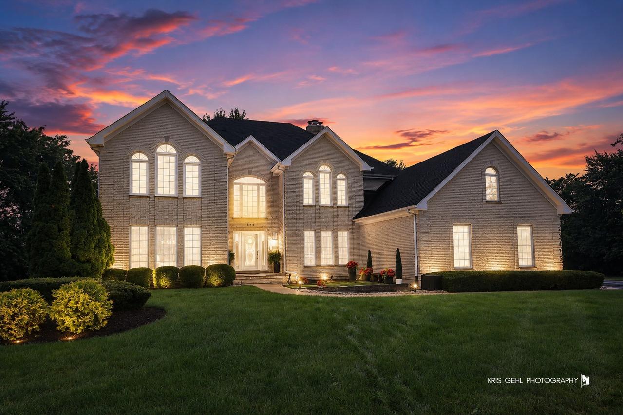 23475 W Newhaven Dr., Hawthorn Woods, IL 60047