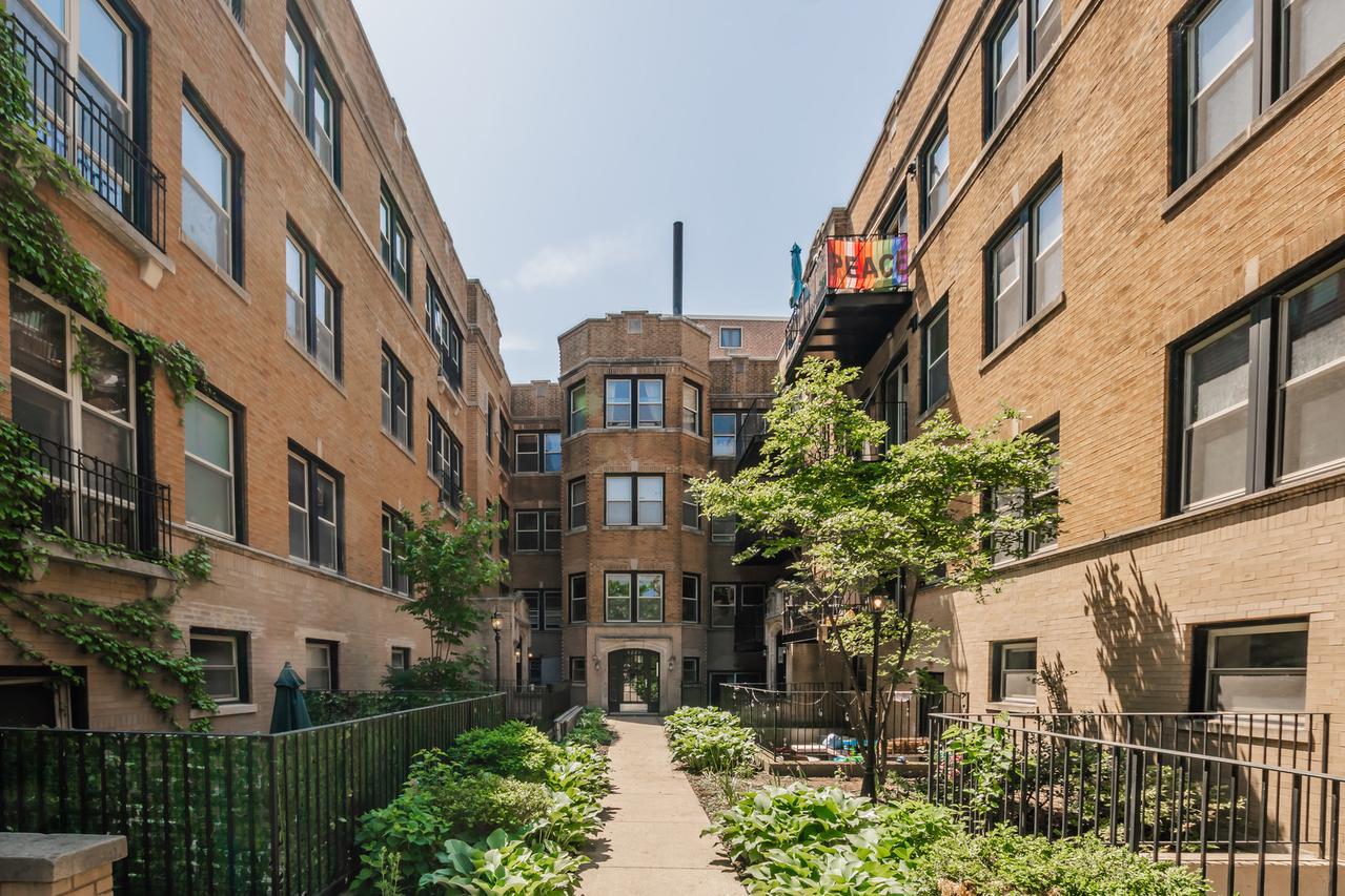 1223 W Greenleaf Ave. #1N, Chicago, IL 60626