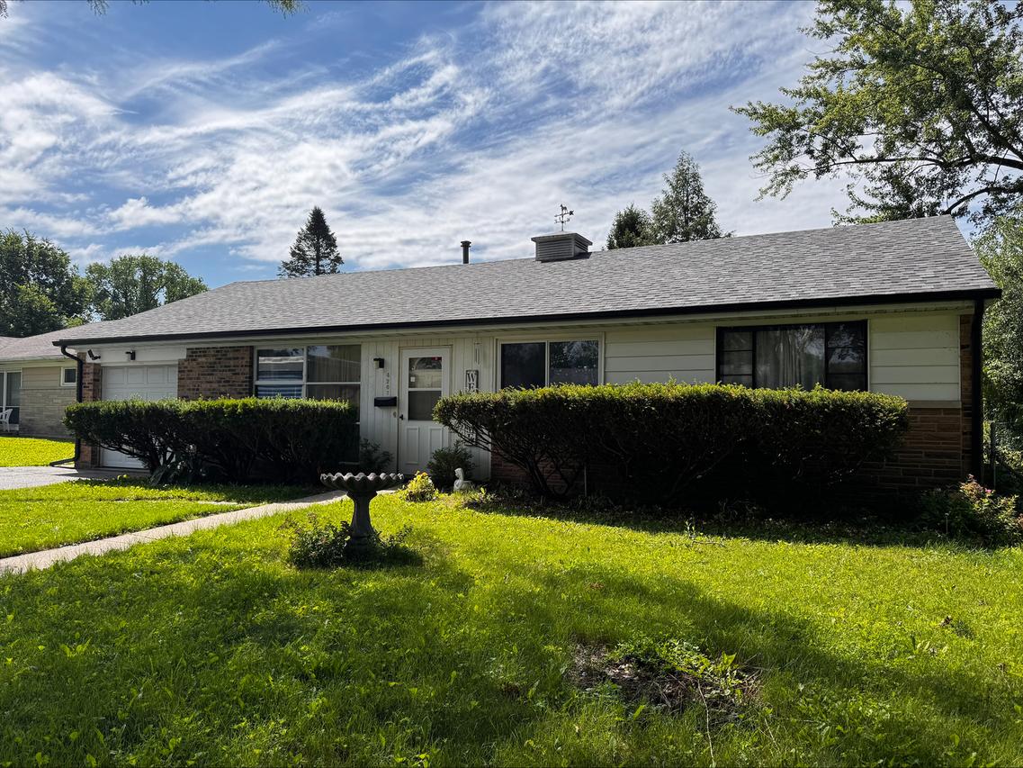 4207 Buckingham Dr., Rockford, IL 61107