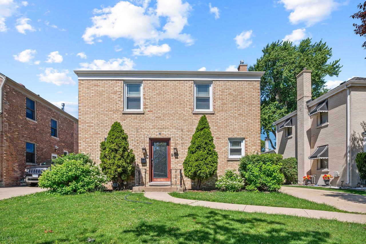 2016 N 75th Ave., Elmwood Park, IL 60707