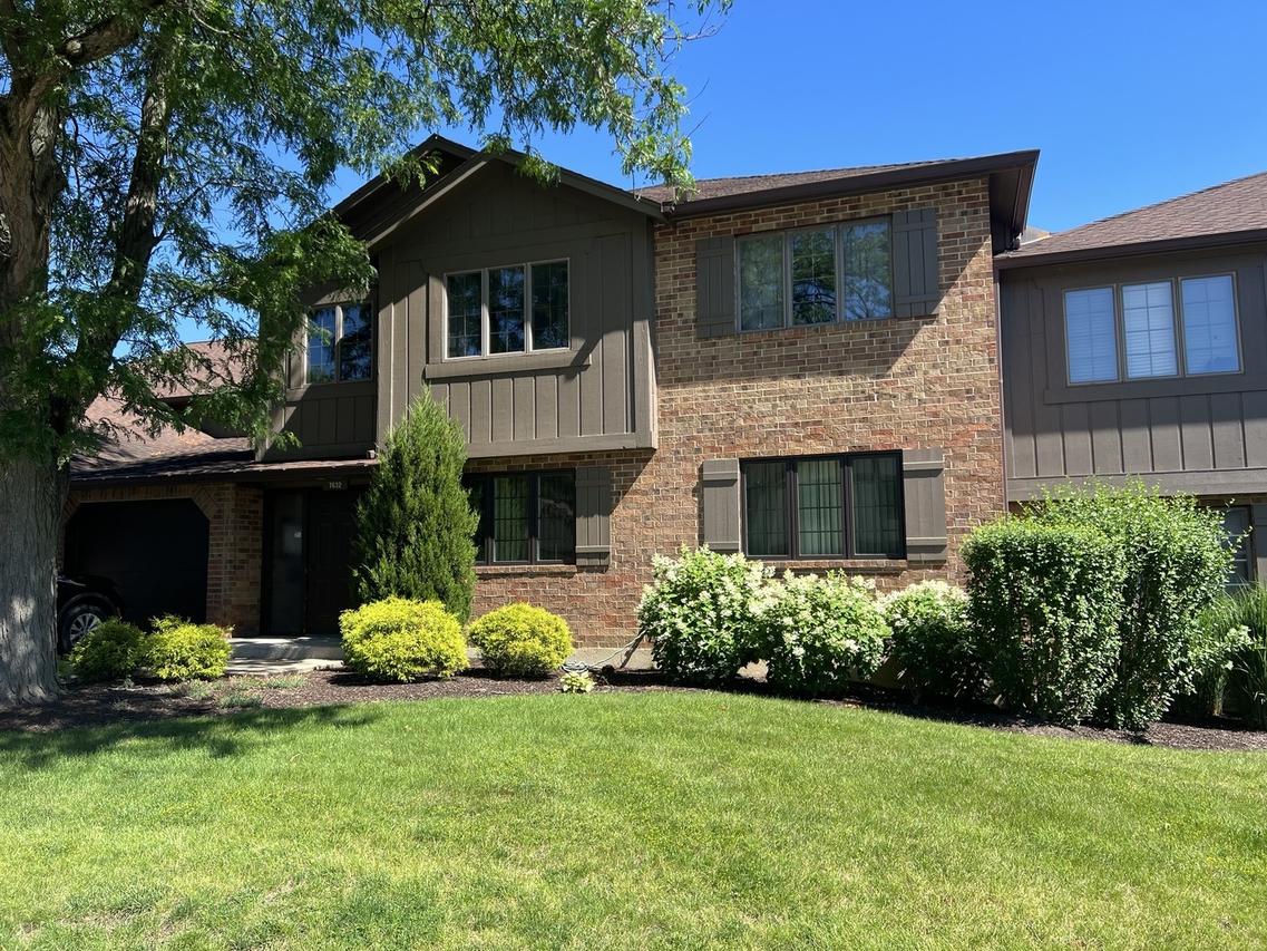 7632 W Arquilla Dr. #2A, Palos Heights, IL 60463