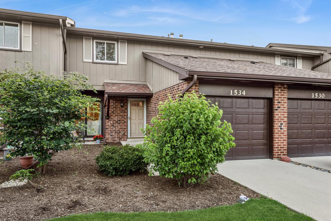 1534 Blackburn St., Wheaton, IL 60189
