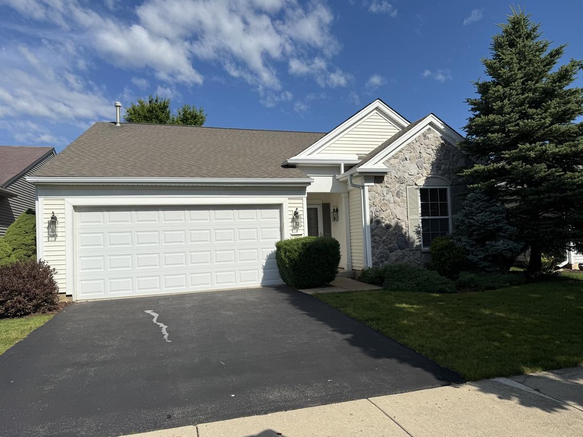 13053 Dearborn Tr., Huntley, IL 60142