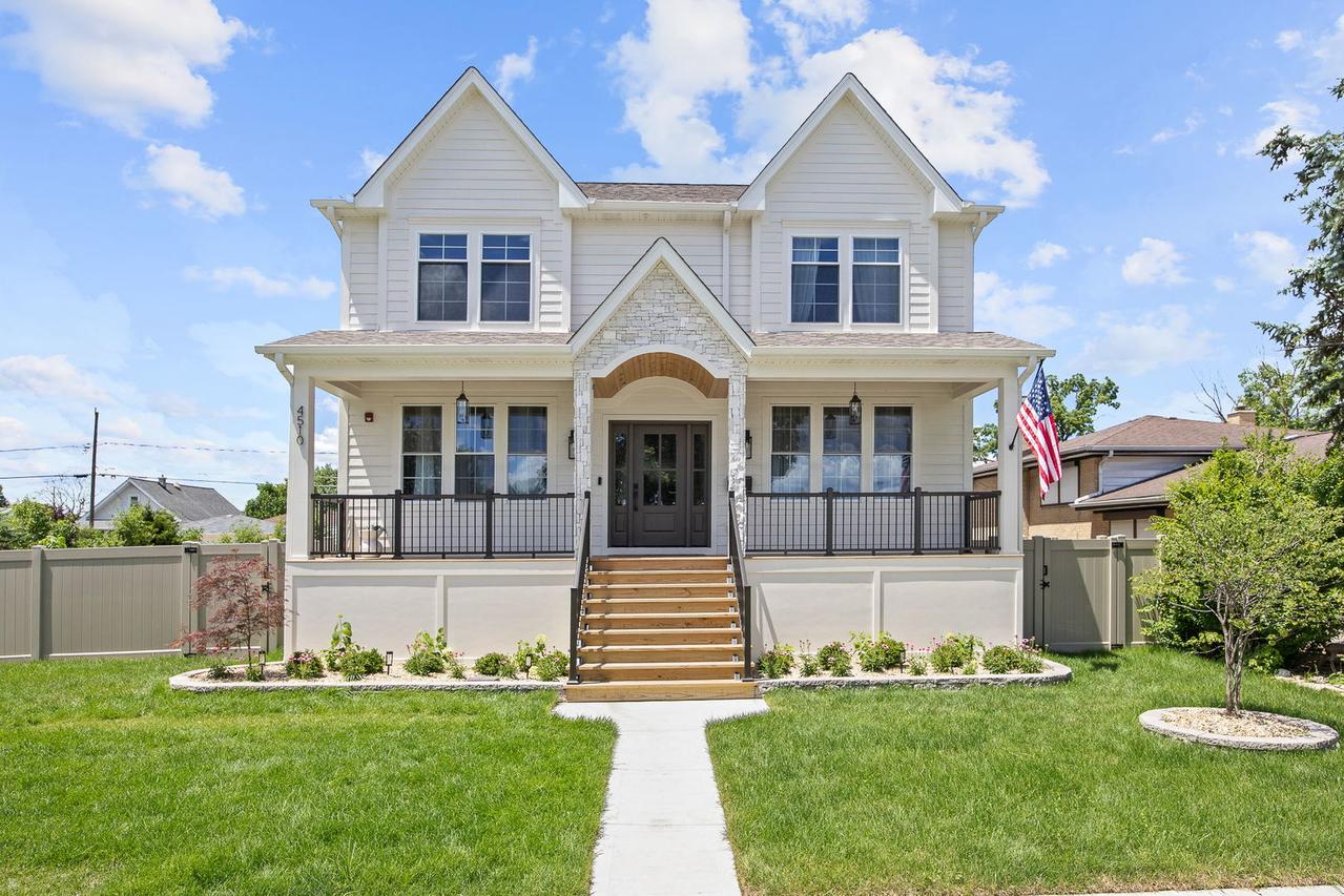 4510 Raymond Ave., Brookfield, IL 60513