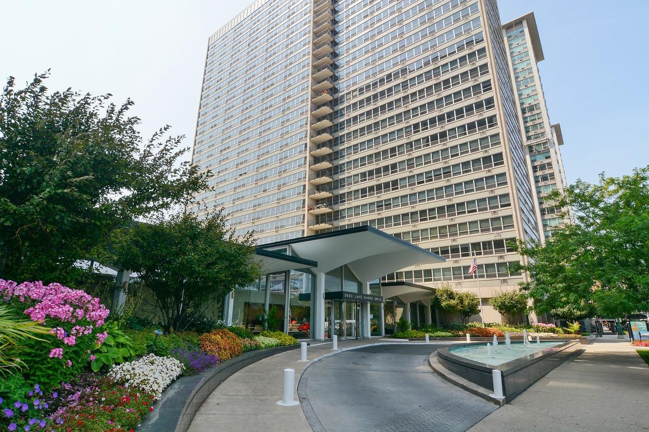 3550 N Lake Shore Dr. #1121, Chicago, IL 60657